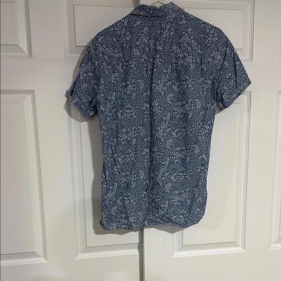 American Eagle Men's Casual Short Sleeve Button-Up Shirt - Picture 4 of 4